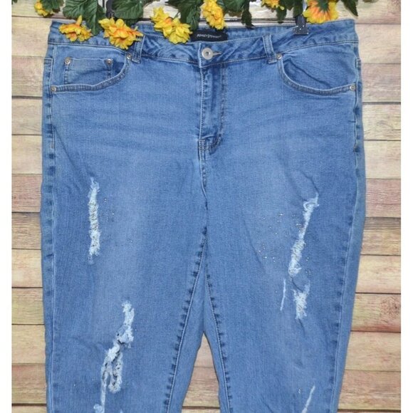 Ashley Stewart Ladies 18 Distressed Studded Skinny Blue Jeans Light Wash Stretch - Picture 2 of 11